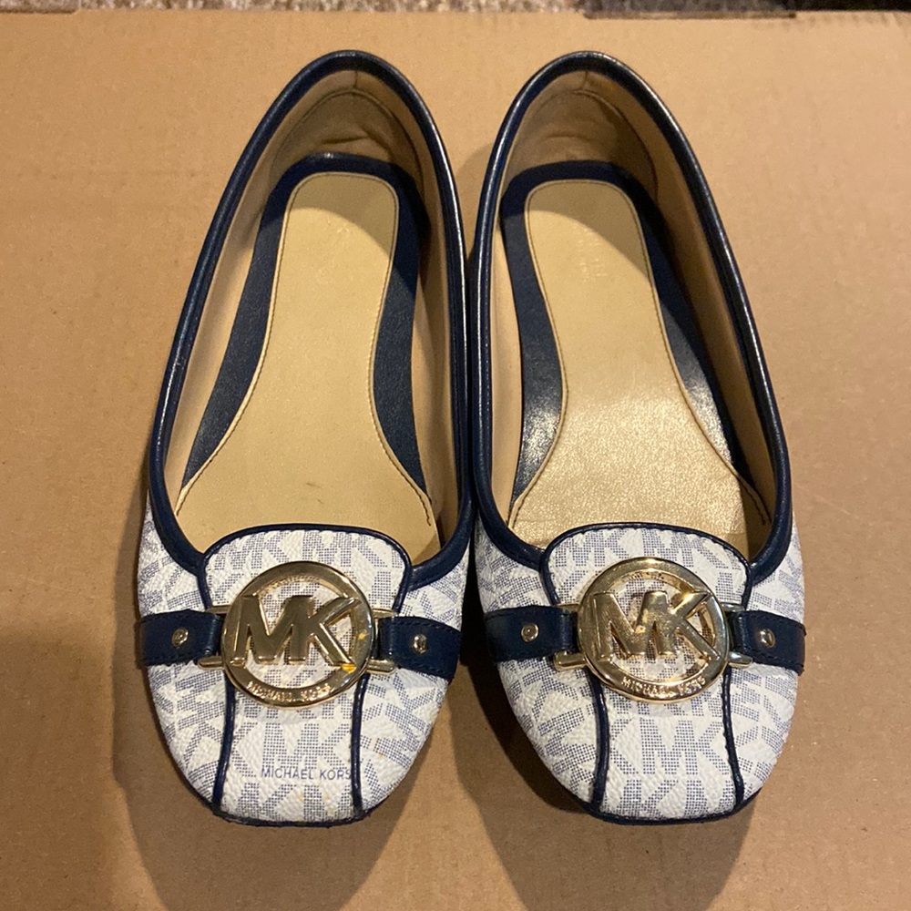 Michael Kors flats